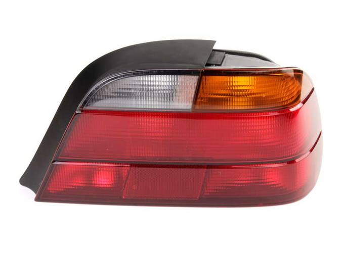 BMW Tail Light Assembly - Passenger Side (Amber) 63218360082